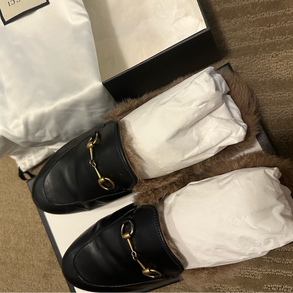 Gucci Princetown Fur-Lined Leather Mule - Picture 4 of 8